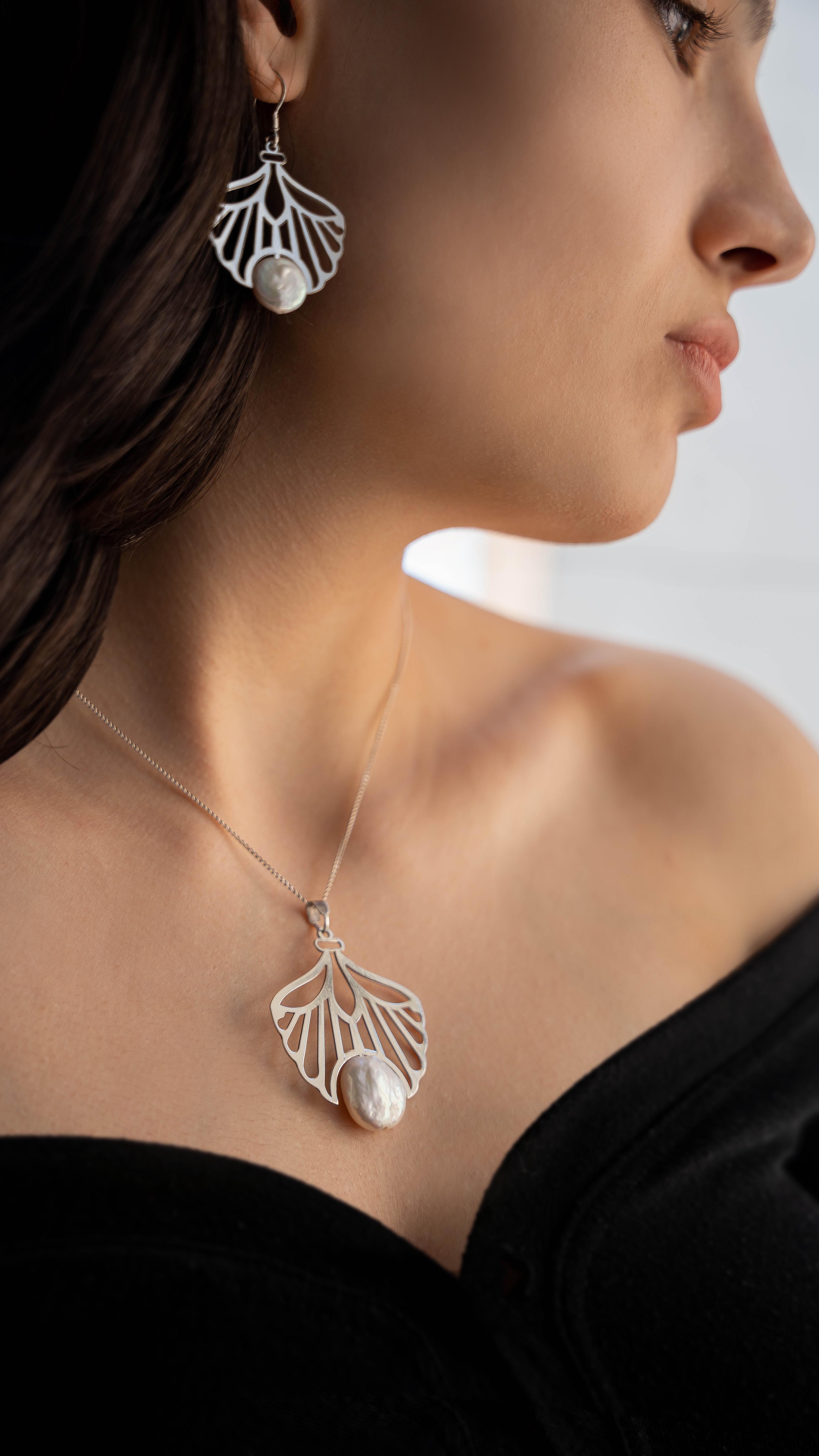 نیم‌ست نقره زنانه مدل 41D عیار ۹۲۵ با مروارید باروک پرورشی